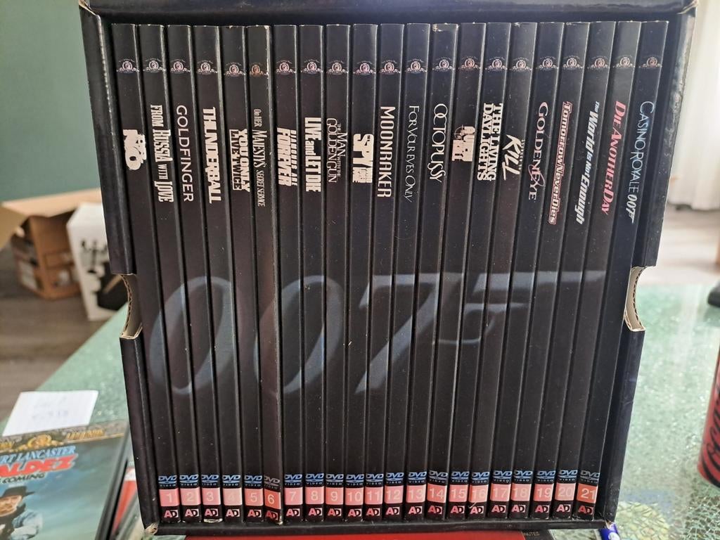James Bond - collectie - 21x (dvd), Vanaf 12 jaar, Ophalen of Verzenden, Zo goed als nieuw, Natuur