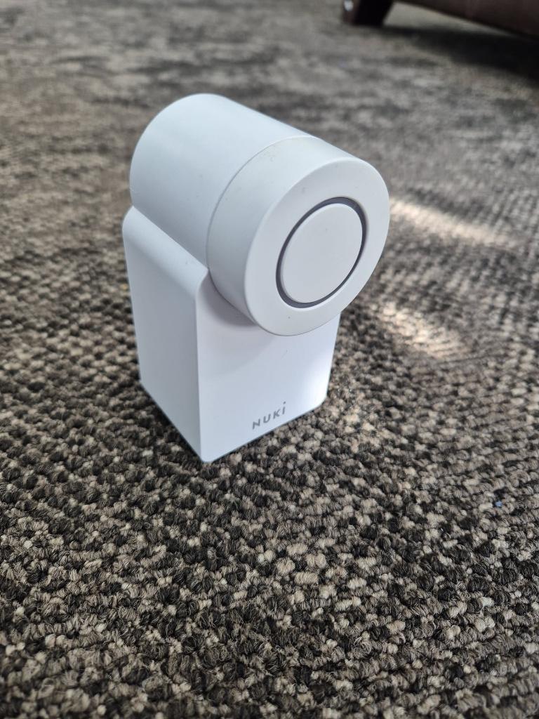 Nuki slimme deurslot Smartlock (gen 4), Ophalen of Verzenden, Gebruikt, Overige materialen, Slot