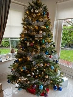 Kunstkerstboom  (215cm hoog) & kerstballen, Ophalen, Zo goed als nieuw