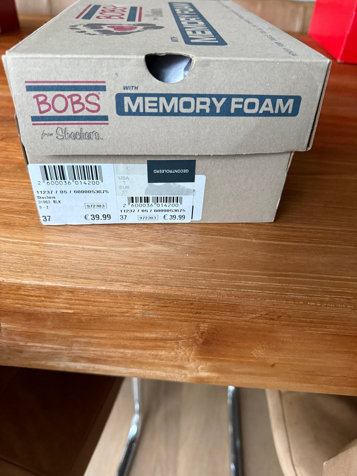 Skechers BOBS Memory Foam sneakers maat 37, Kleding | Dames, Schoenen, Ophalen of Verzenden, Zo goed als nieuw, Overige kleuren