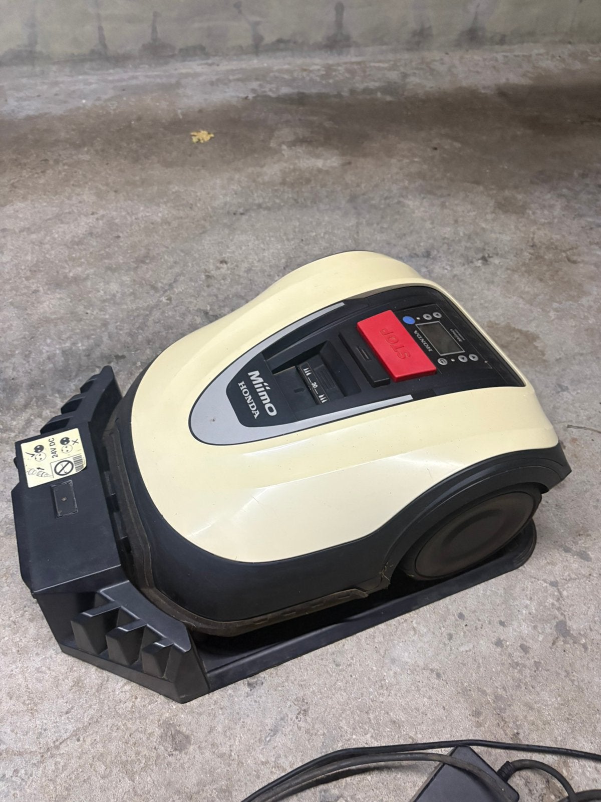 Robotmaaier Honda Bosch, Ophalen of Verzenden, Gebruikt, Minder dan 20 cm, Bestuurbaar via app