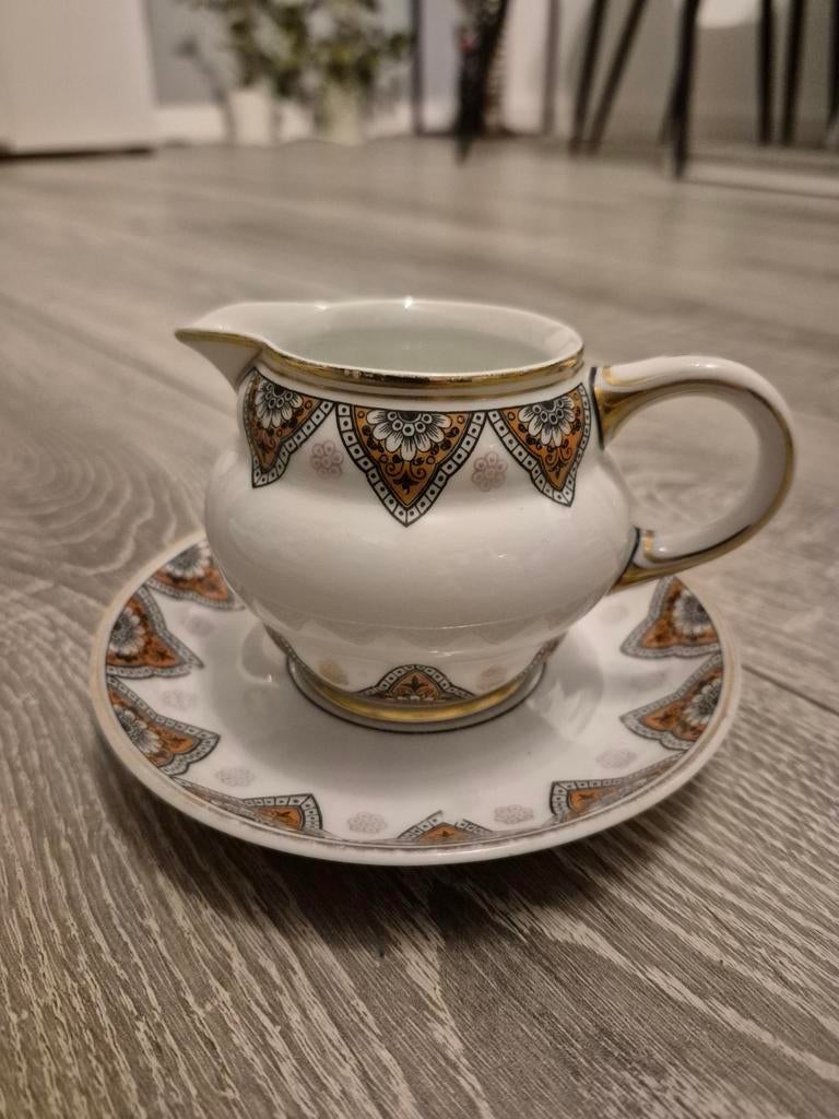 Vintage Melkkannetje met Schoteltje - Jos. ten Berg Utrecht, Ophalen of Verzenden
