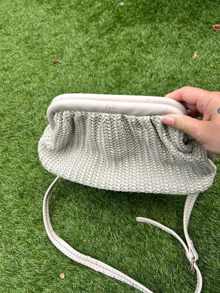 Dames tax clutch Alix the label, Ophalen of Verzenden, Zo goed als nieuw, Wit, Avondtasje