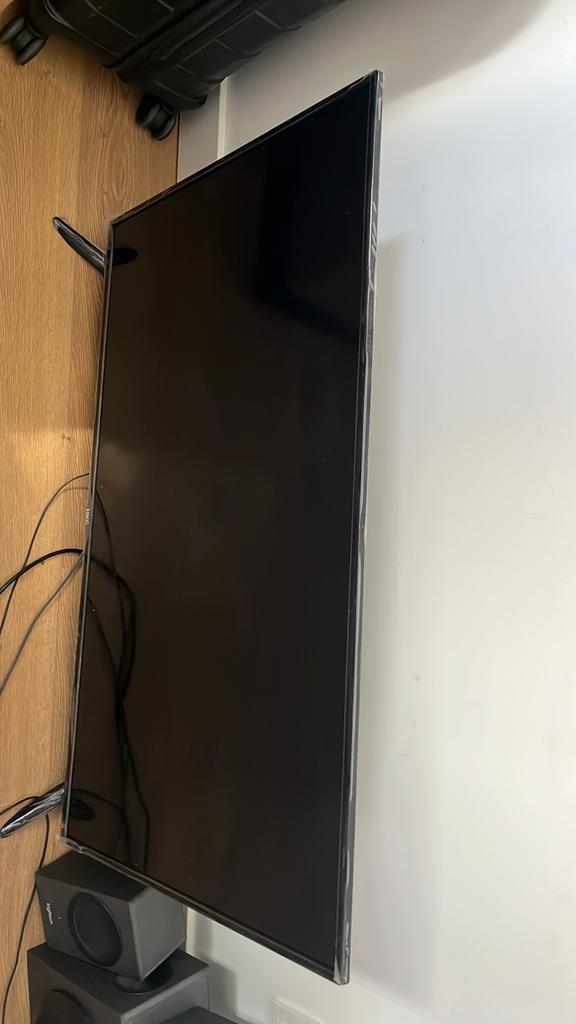 HKC TV 40 INCH, 50 Hz, Zo goed als nieuw, 100 cm of meer, Ophalen