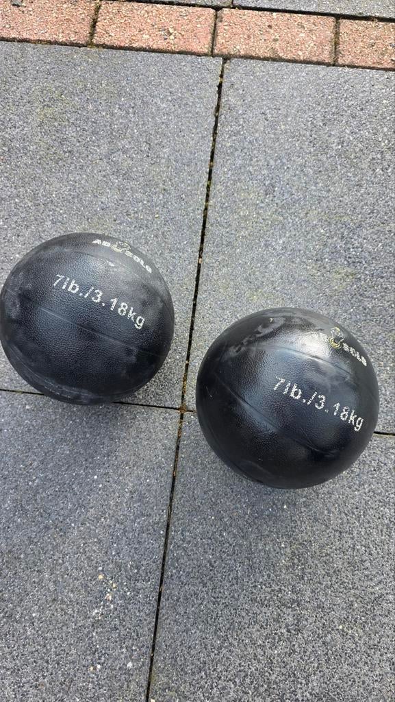 Medicijn ballen - 3.18 kg per stuk, Sport en Fitness, Fitnessmaterialen, Medicijnbal, Benen, Gebruikt, Onbekend
