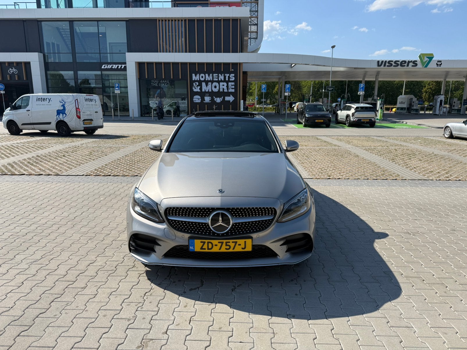 Mercedes-Benz C-Klasse C200 184pk 9G-TRONIC 2019 Grijs, Auto's, Mercedes-Benz, 1800 kg, 4 cilinders, Origineel Nederlands, 75 €/maand