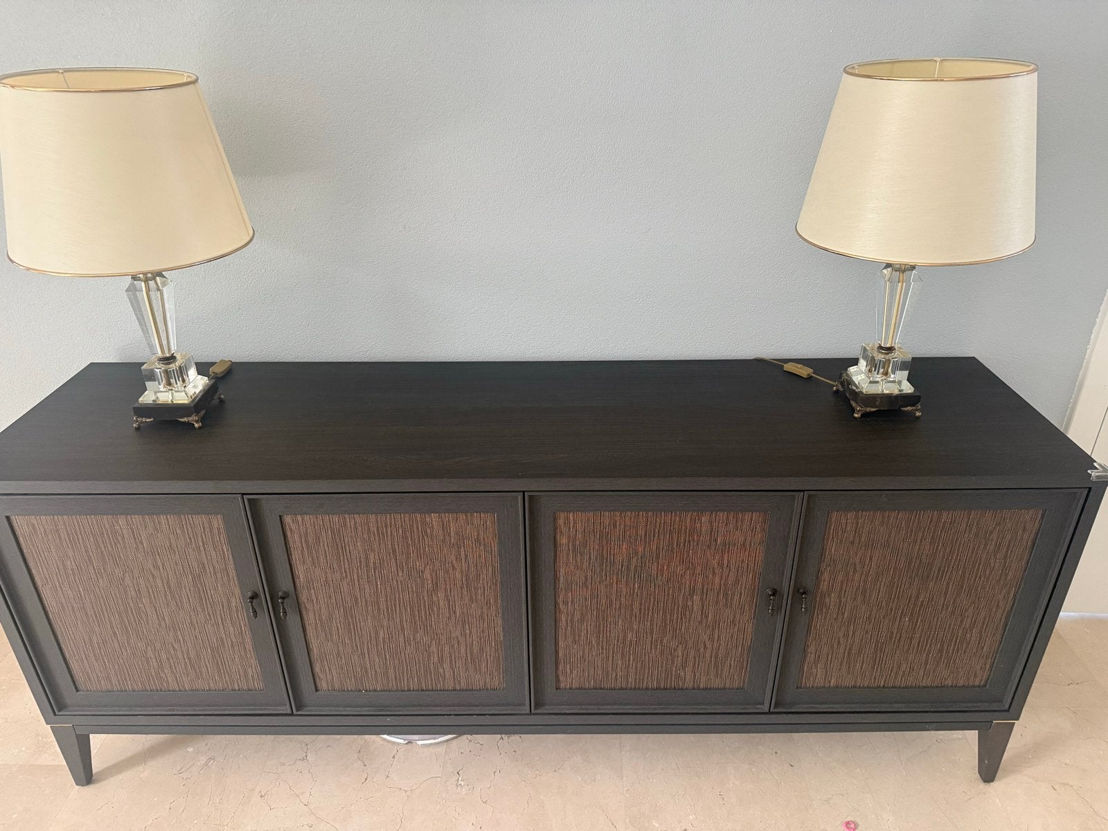 Zo goed als nieuwe dressoir, Huis en Inrichting, Kasten | Dressoirs, Ophalen, Zo goed als nieuw, 200 cm of meer, Overige houtsoorten