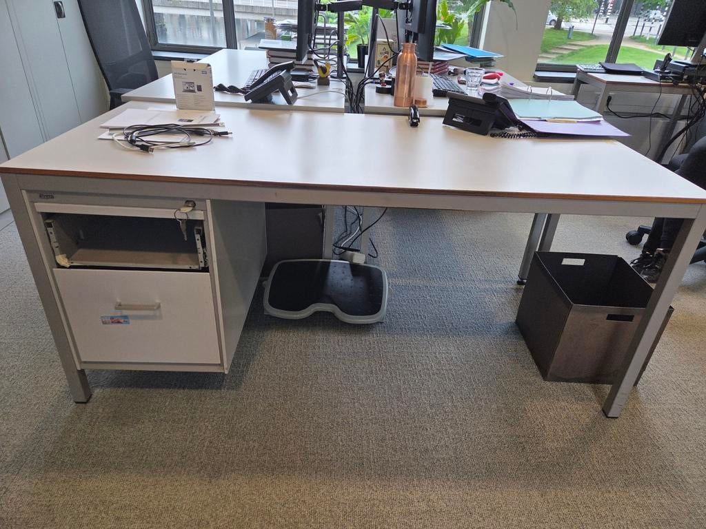 Origineel Gispen bureau, Ophalen, Gebruikt