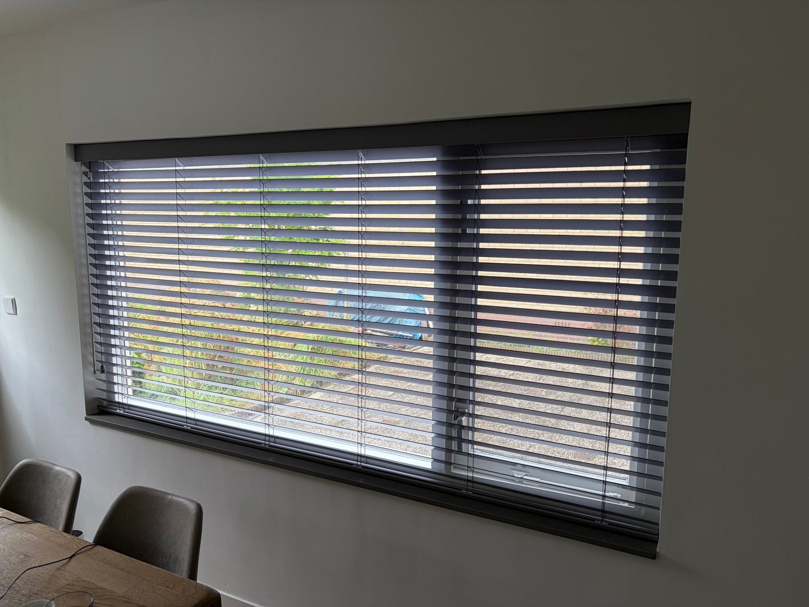 3x Luxaflex houten Jaloezieen 50mm grijs, Ophalen, Jaloezie, 180 cm, Hout