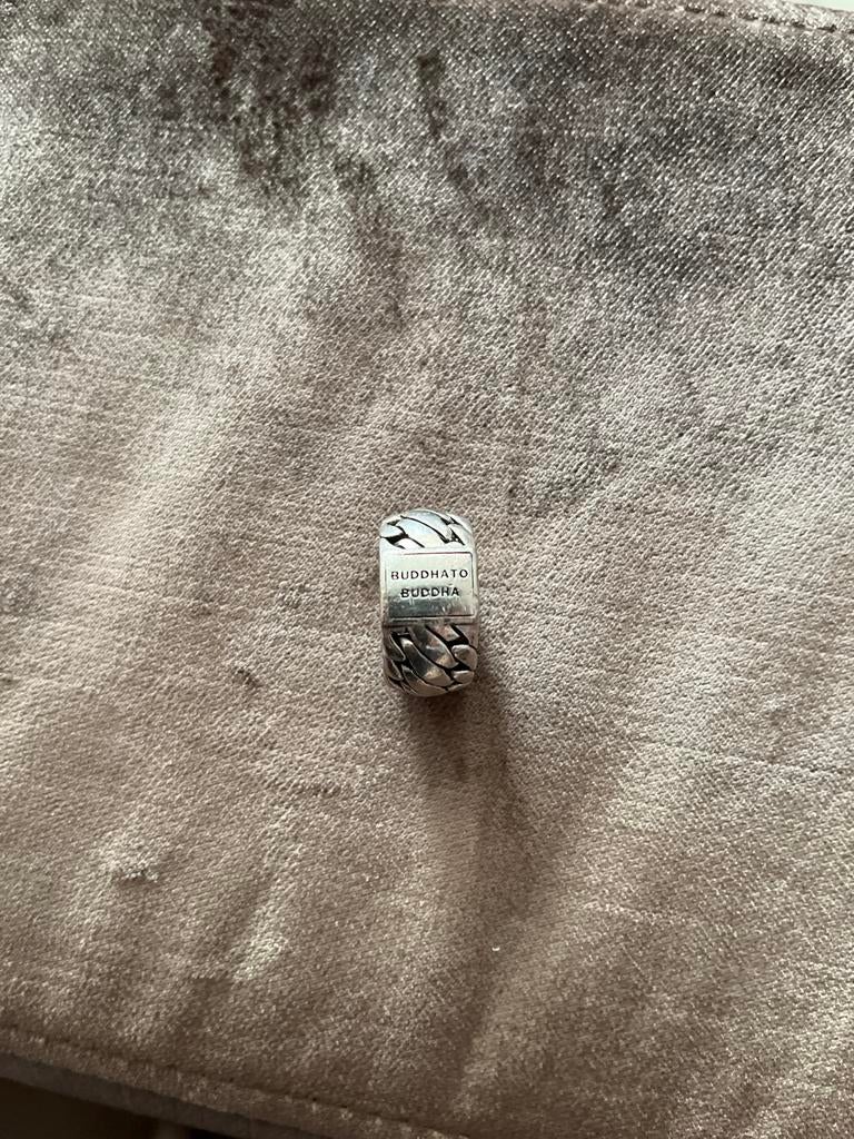 Buddha to Buddha ring Zilver, Ophalen of Verzenden, Zo goed als nieuw, Zilver, Dame of Heer