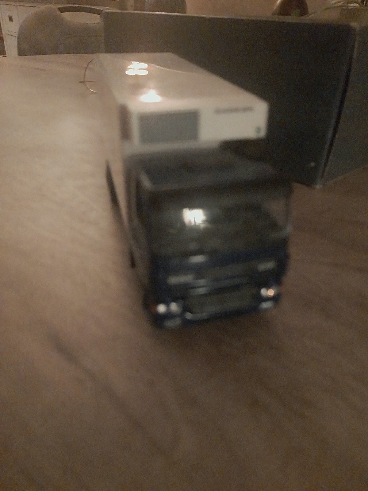 bakwagen DeliXL, Ophalen of Verzenden, Nieuw, Bus of Vrachtwagen, Lion Toys