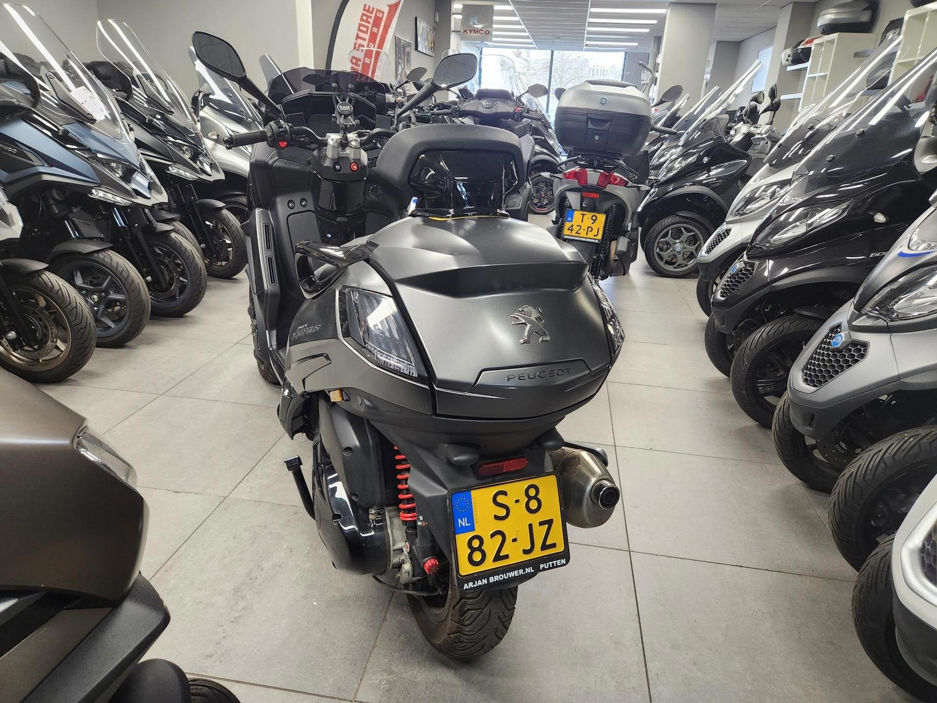 Peugeot Metropolis GT 400i 2023 2199KM RIJKLAAR, Motoren, Motoren | Overige merken, Info@motorstorelimburg.nl, Bedrijf, Overig