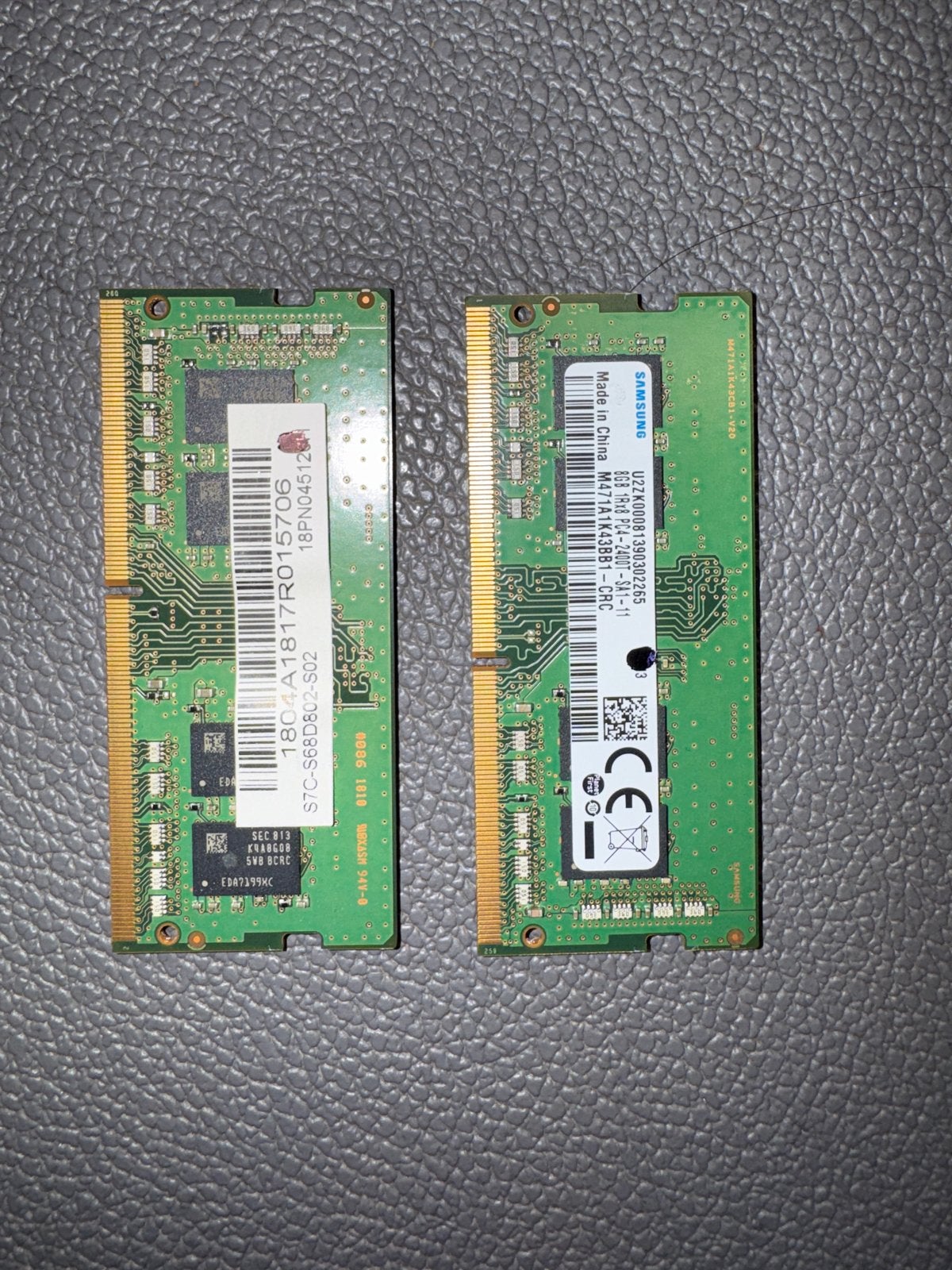 Samsung 2x 8GB DDR4 RAM Geheugen voor Laptop (PC4-2400T), Computers en Software, DDR4, Ophalen of Verzenden, Zo goed als nieuw
