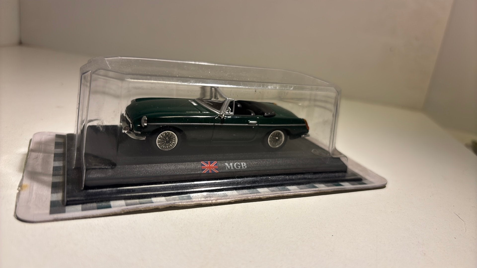 Mgb die cast 1.43, Overige merken, Auto, Ophalen of Verzenden, A