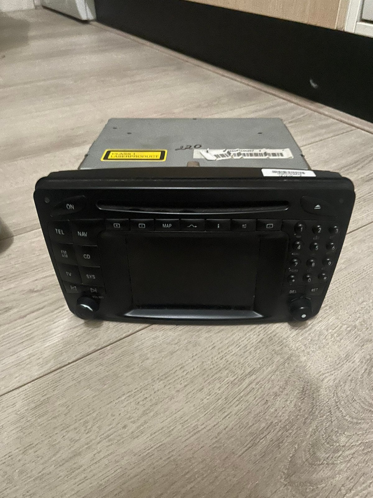 Mercedes COMAND 2.0 navigatie / radio W203 W209, Ophalen of Verzenden, Gebruikt