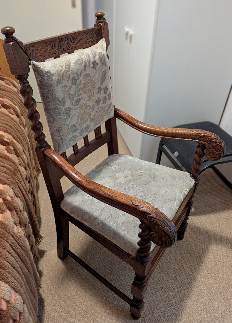 Prachtige antieke stoel, Antiek en Kunst, Antiek | Meubels | Stoelen en Banken, Ophalen