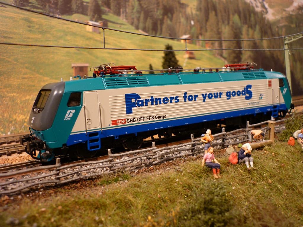 Roco 43824 SBB/FS E412 008 "Partner for your goods", Ophalen of Verzenden, Zo goed als nieuw, Roco, Analoog