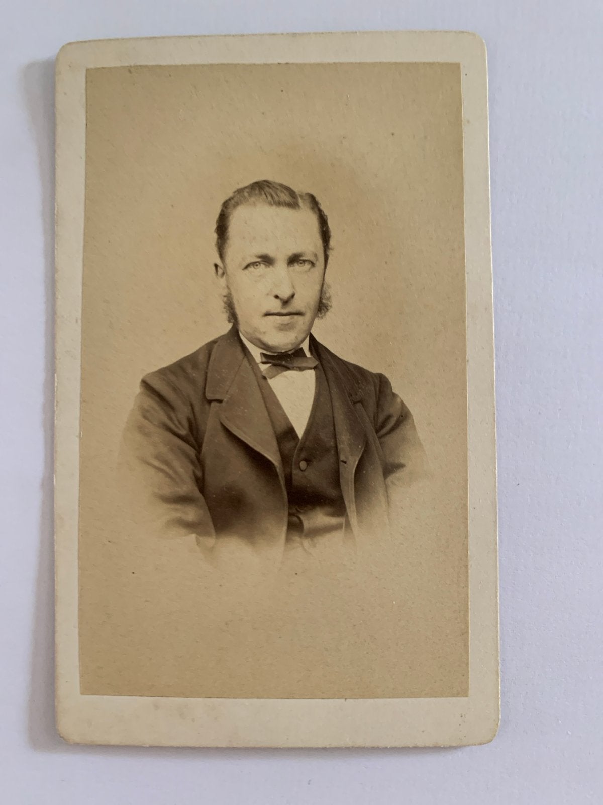 CDV antieke foto van man, gemaakt door C. Marcussen, Utrecht, Gebruikt, Foto, Ophalen of Verzenden, Voor 1940