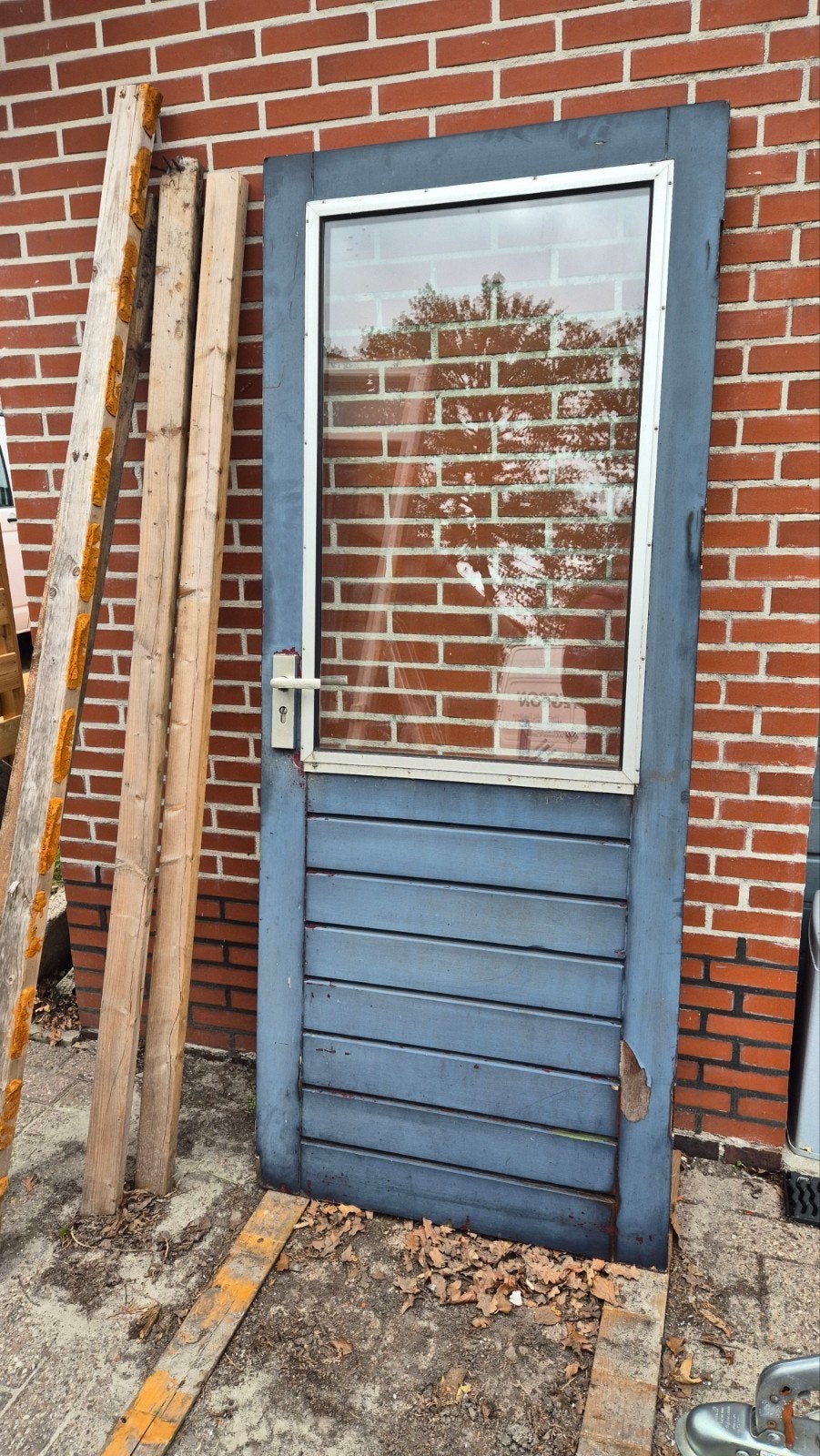 Hardhouten achterdeur met dubbel glas, 82,5x201 cm, Doe-het-zelf en Verbouw, Deuren en Horren, Ophalen, Gebruikt, 80 tot 100 cm