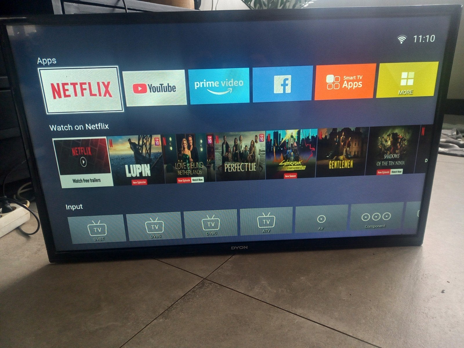 Dyon Smart 32 XT Smart TV - Zo goed als nieuw, LED, 50 Hz, 80 tot 100 cm, Zo goed als nieuw