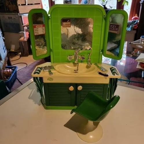 Fleur: Vintage kapsalon/ vitrinekast en kinderwagen, Ophalen of Verzenden, Huis en Inrichting
