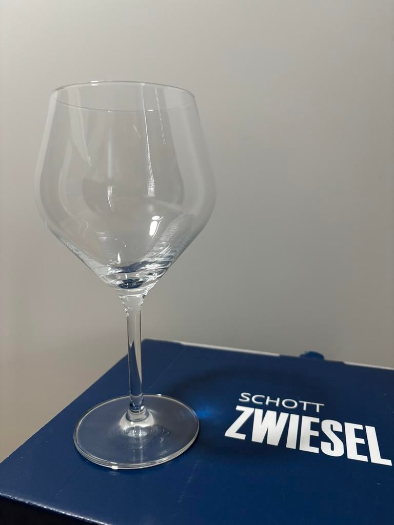 NIEUW! 6 rode wijnglazen Schott Zwiesel, Ophalen of Verzenden, Nieuw, Overige typen