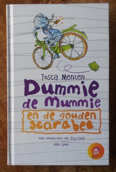 DUMMIE de MUMMIE en de gouden Scarabee - Tosca Menten, Ophalen, Zo goed als nieuw, Fictie algemeen