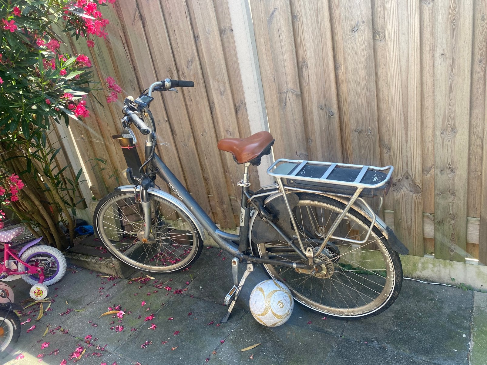 Electrischr fiets, Fietsen en Brommers, Ophalen of Verzenden, Zo goed als nieuw, Overige merken