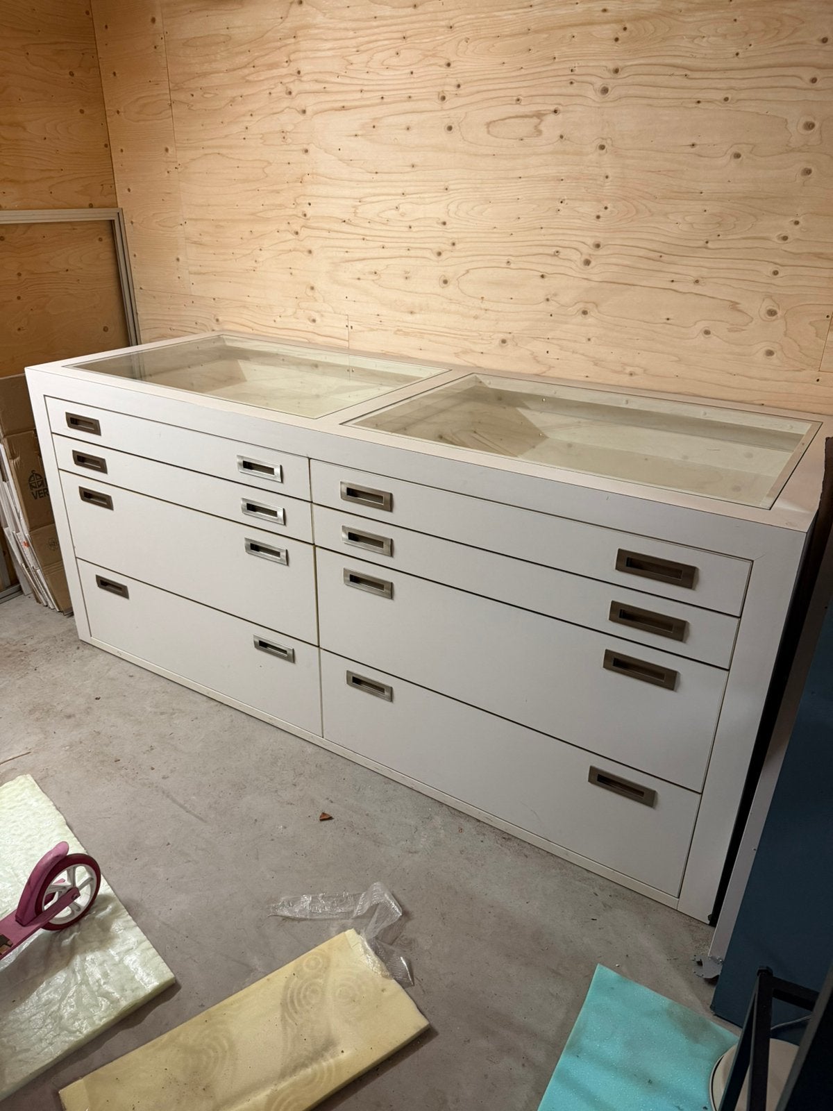 Vitrine kast, Ophalen, Gebruikt