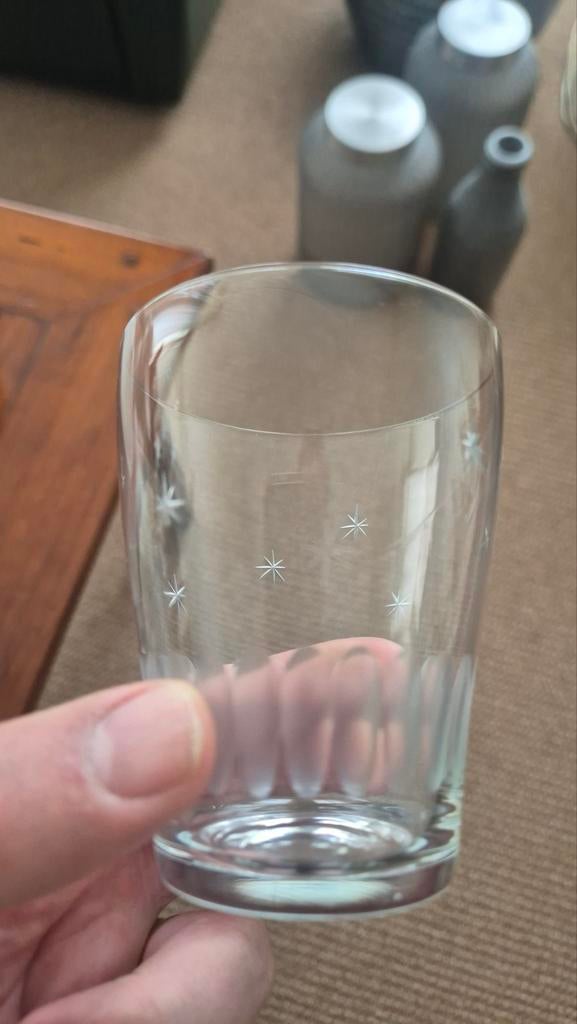 Glazen servies met sterretjes Hirota glass Tokyo, Ophalen