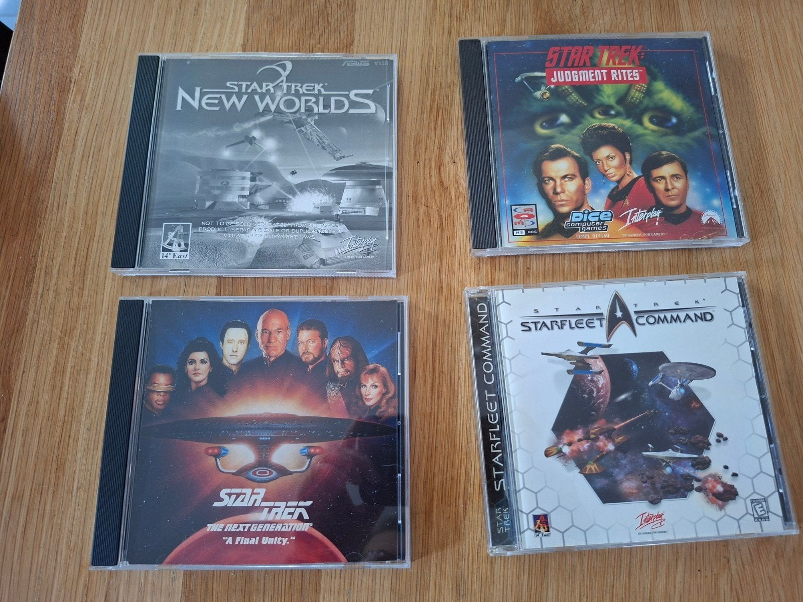 CD-ROMS 4 PC games van Star Trek, 1 speler, Ophalen of Verzenden, Zo goed als nieuw, Vanaf 12 jaar