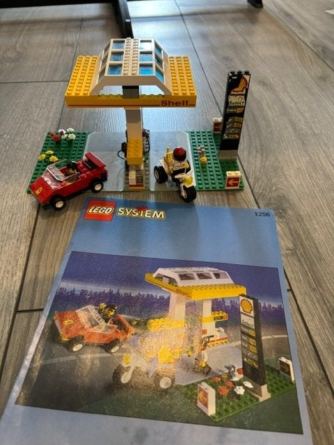 Lego 1256 Shell tankstation, Lego, Compleet, Ophalen of Verzenden, Complete set