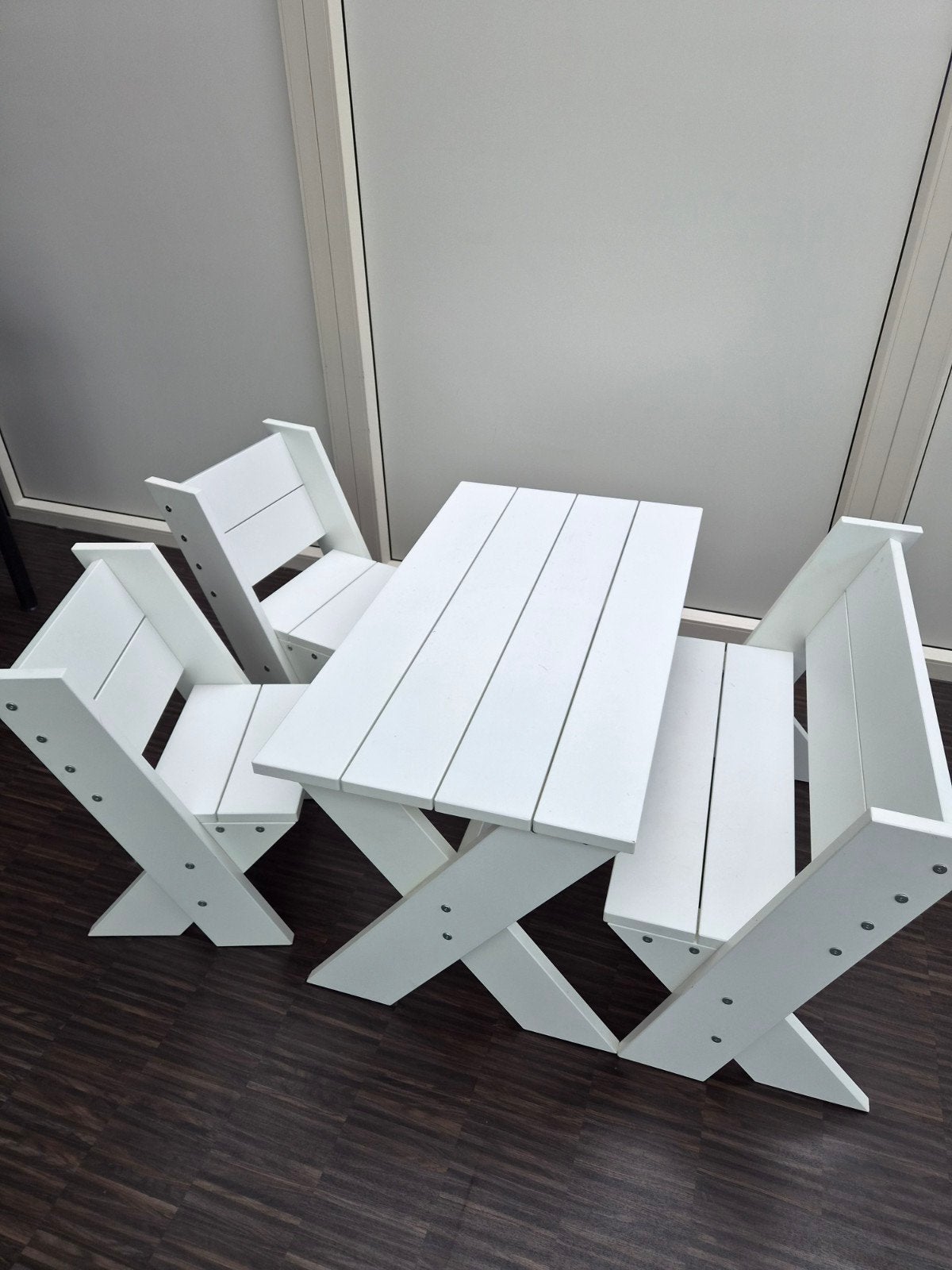 Gaaf wit kinder meubelsetje van zwaar MDF, Kinderen en Baby's, Ophalen of Verzenden, Zo goed als nieuw, Tafel(s) en Stoel(en)