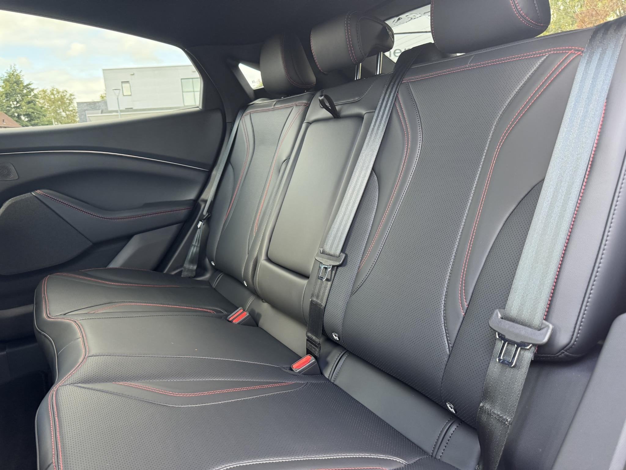 Foto 12 van Ford Mustang Mach-E Extended Premium RWD 88 kWh |296pk | For