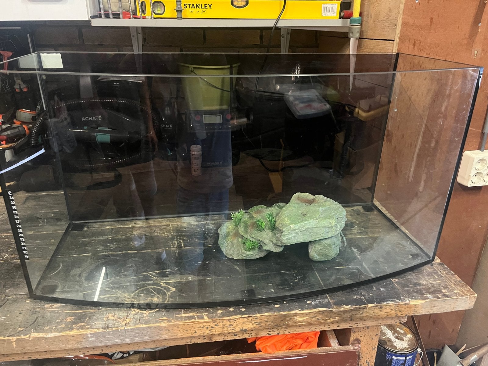 Aquarium + decoratie, Aquariummeubel, Overige merken, Ophalen of Verzenden, Zo goed als nieuw