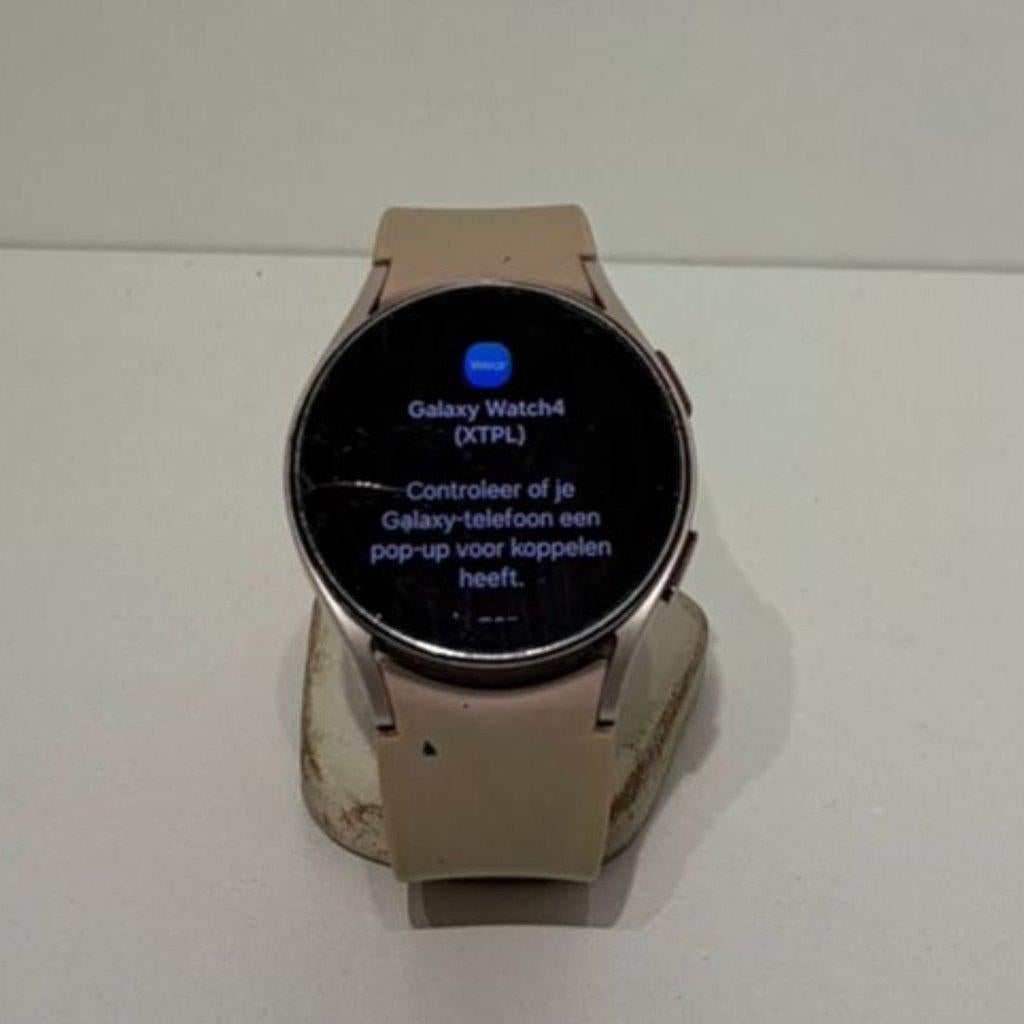 Samsung Galaxy Watch 4 40MM GPS Roze, Gebruikt, Ophalen of Verzenden, Samsung, Roze