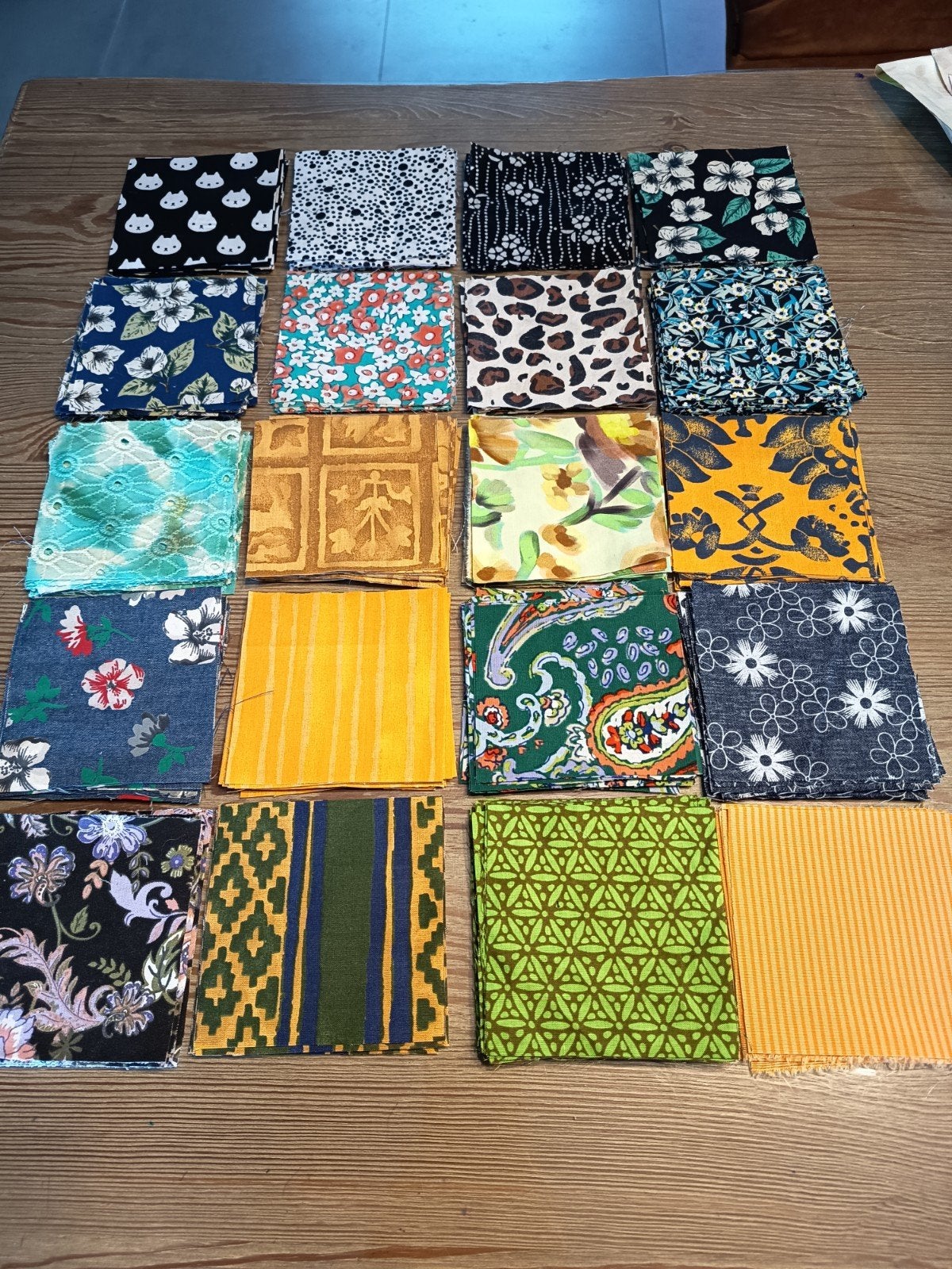 200 patchwork lapjes, Nieuw, Ophalen of Verzenden, 30 tot 120 cm, Katoen