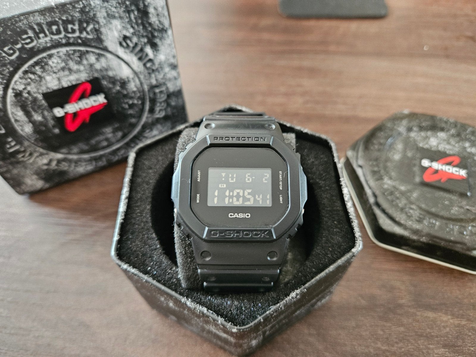 Casio dw 5600 zwart, Ophalen of Verzenden, Gebruikt, Casio