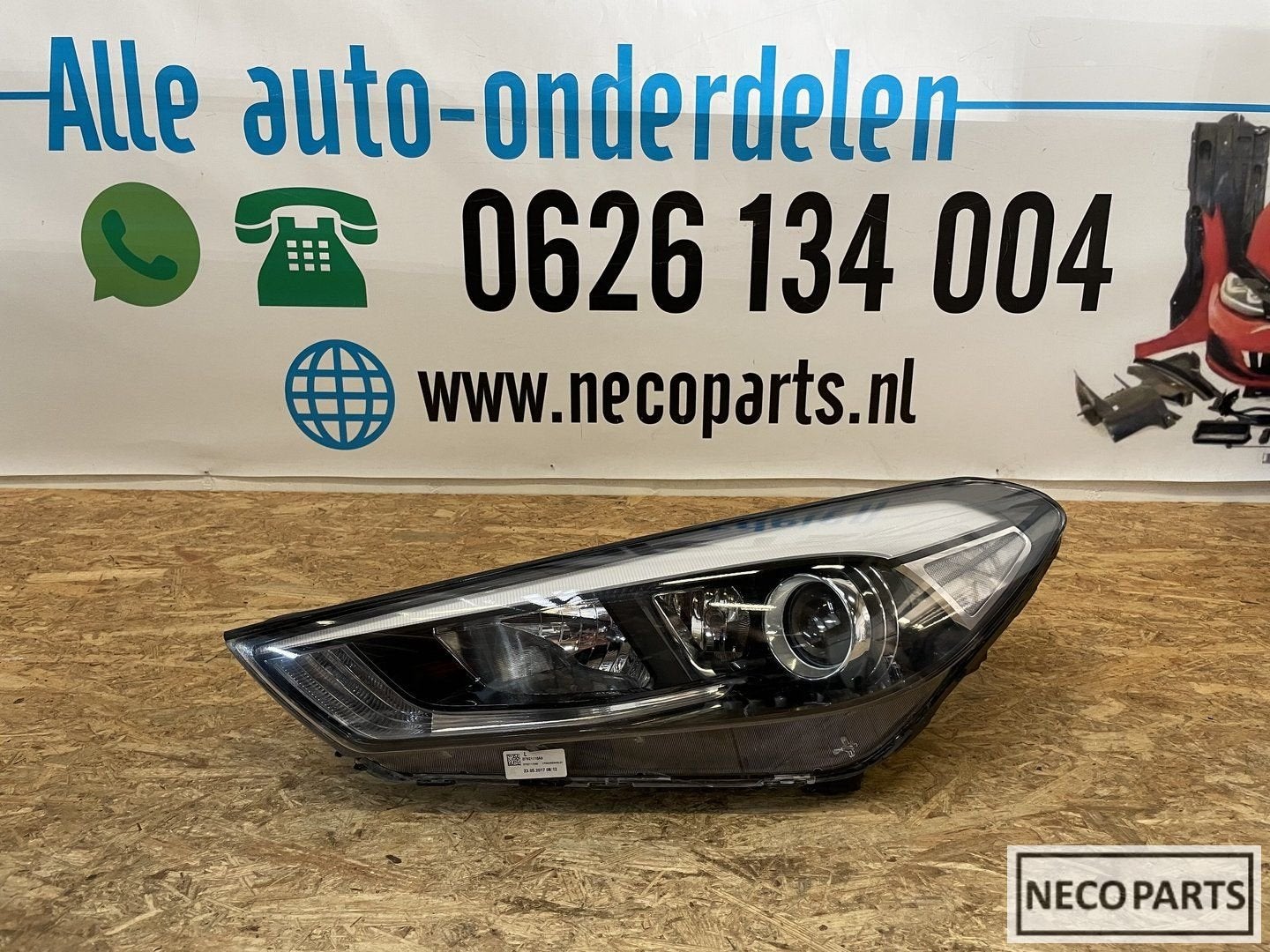 HYUNDAI TUCSON KOPLAMP ORIGINEEL 92101D7100, Gebruikt, -, -, Ophalen of Verzenden