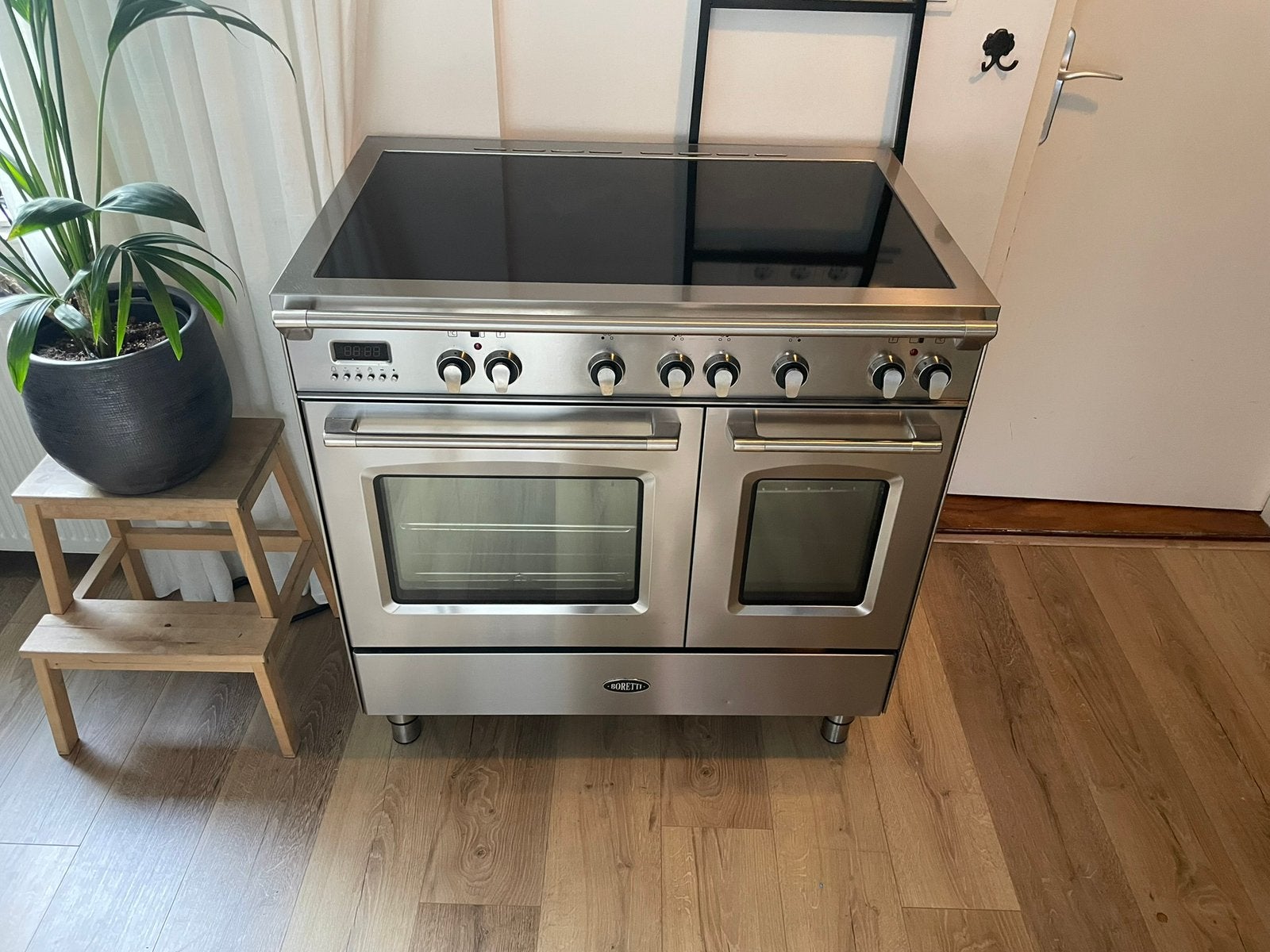 Prachtig 90cm Boretti inductie fornuis! RVS - 2 Ovens, Witgoed en Apparatuur, Kookplaten, Ophalen of Verzenden, Zo goed als nieuw