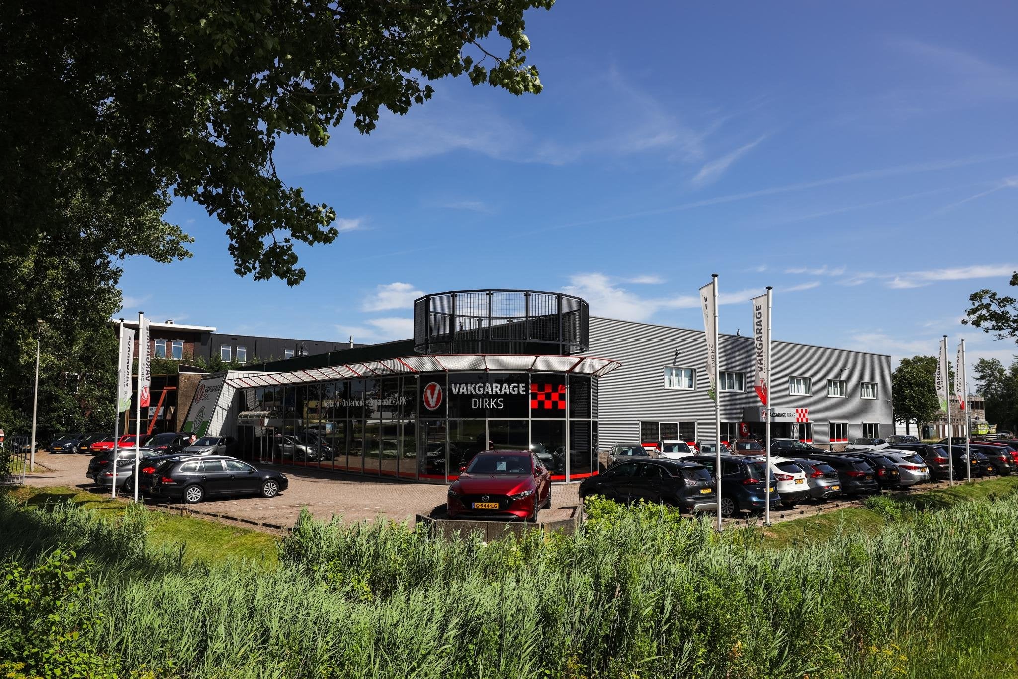 BMW X5 xDrive45e M-Sport 394 pk ✅ Pano ✅ 360 ✅ ACC ✅, Auto's, Dealer onderhouden, Gebruikt, 394 pk, Zwart