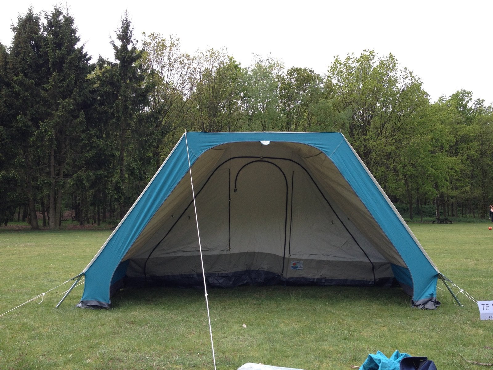 Piramide tent, Caravans en Kamperen, Tenten, Ophalen, Gebruikt, Tot en met 4