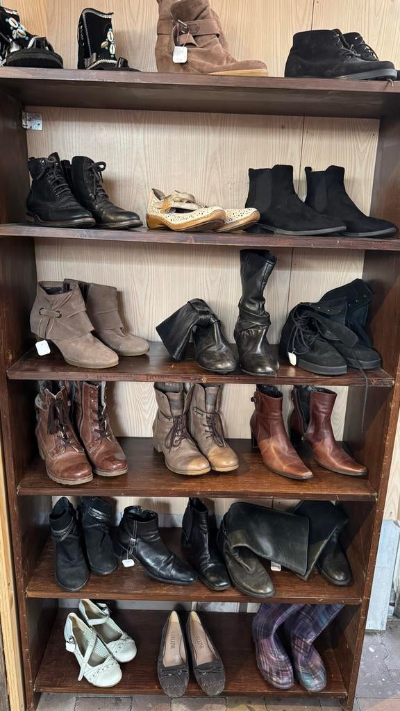 Schoenen: 3e paar gratis! Diverse stijlen en maten, Kleding | Dames, Schoenen, Ophalen of Verzenden, Zo goed als nieuw, Overige kleuren