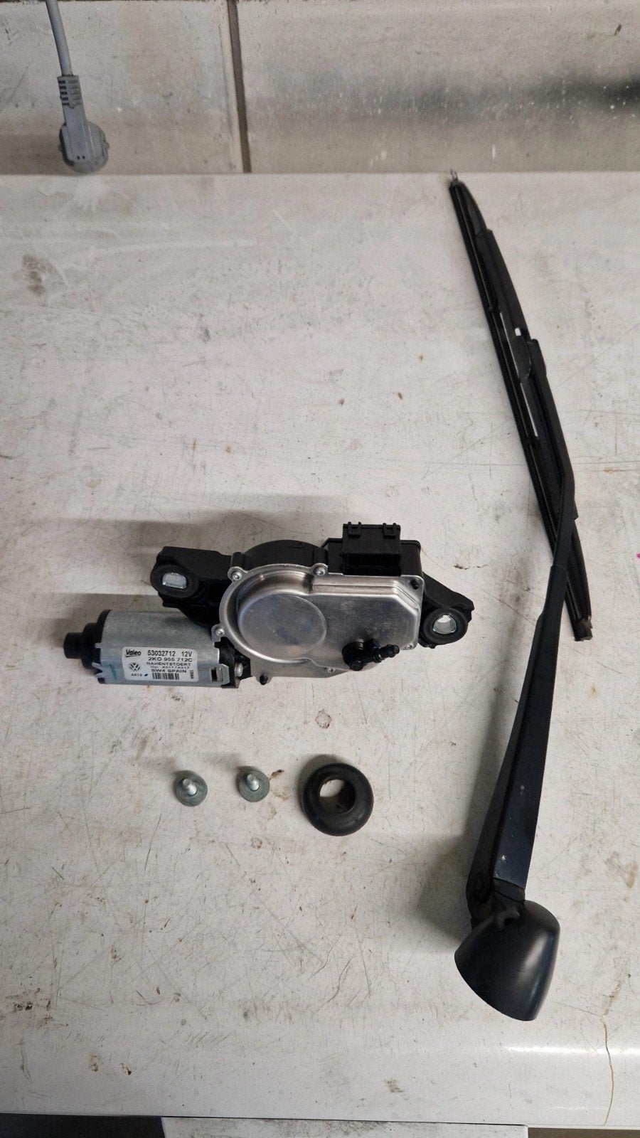 Ruitenwissermotor achter orgineel VW Caddy Mk3 2K0955712C Va, Ophalen of Verzenden, Gebruikt, Volkswagen