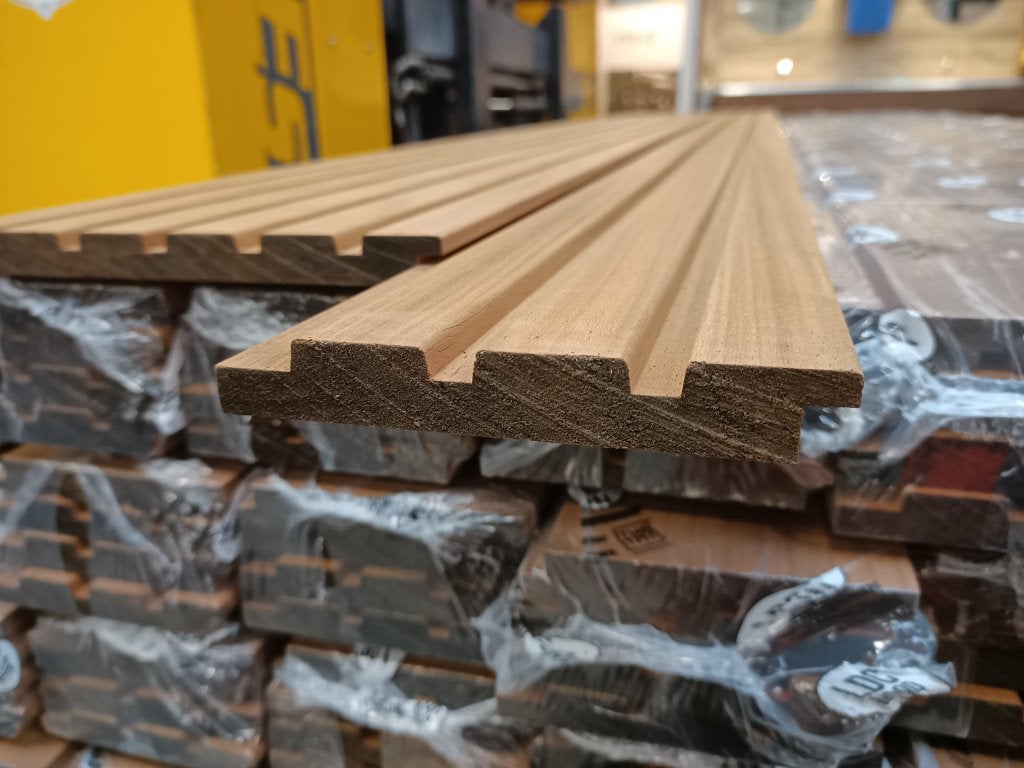 Thermo Wood 20x130mm Rhombus Rabat Ayous 425cm, Ophalen of Verzenden, Nieuw, 250 cm of meer, Planken