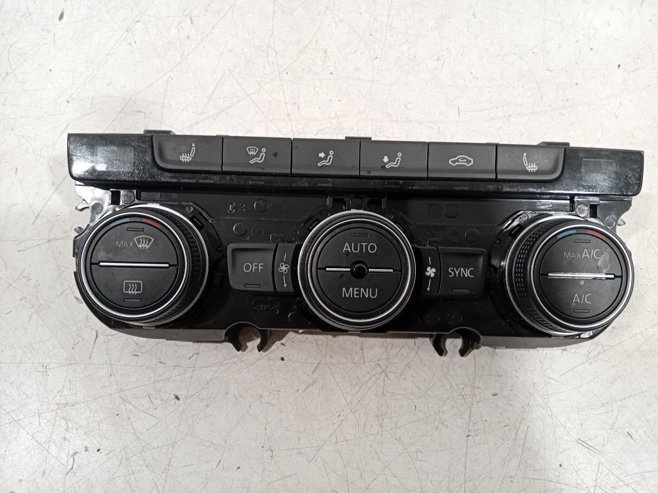 Bedieningspaneel kachel Volkswagen Golf, Onderdelen@venauto.nl, Van der Ven Autorecycling B.V., Gebruikt, Ettenseweg 76, 4706 PB Roosendaal, The Netherlands