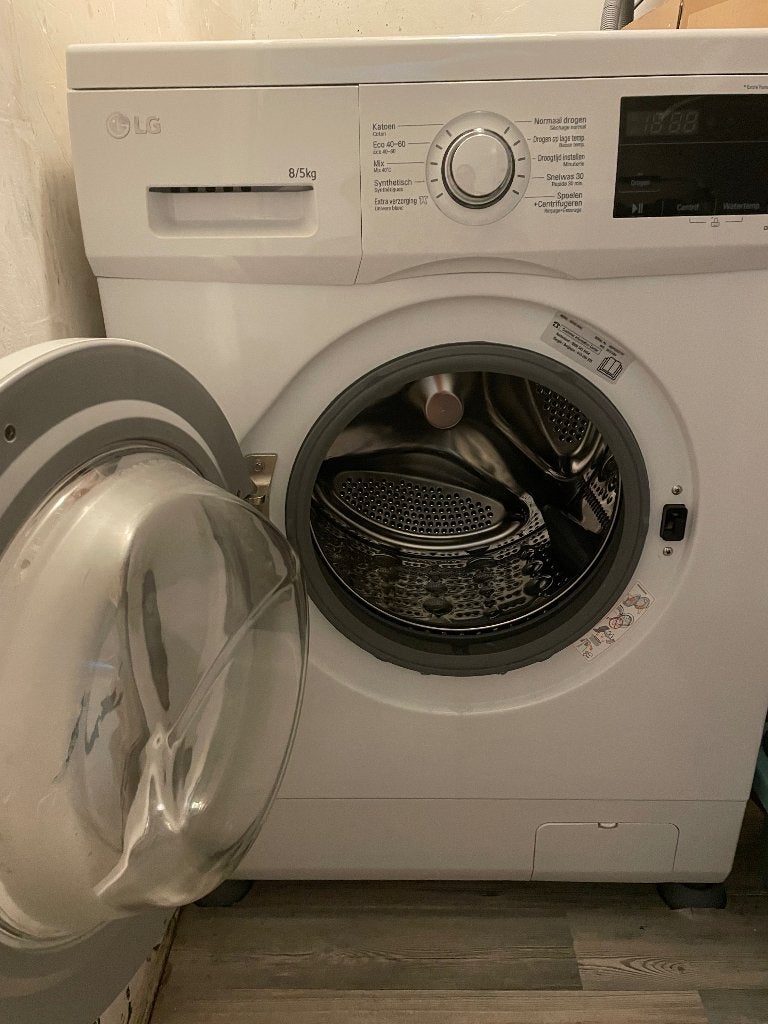 LG F4J6TM washing/dryer 8kg/5kg, 6 tot 8 kg, Ophalen, Zo goed als nieuw, 85 tot 90 cm