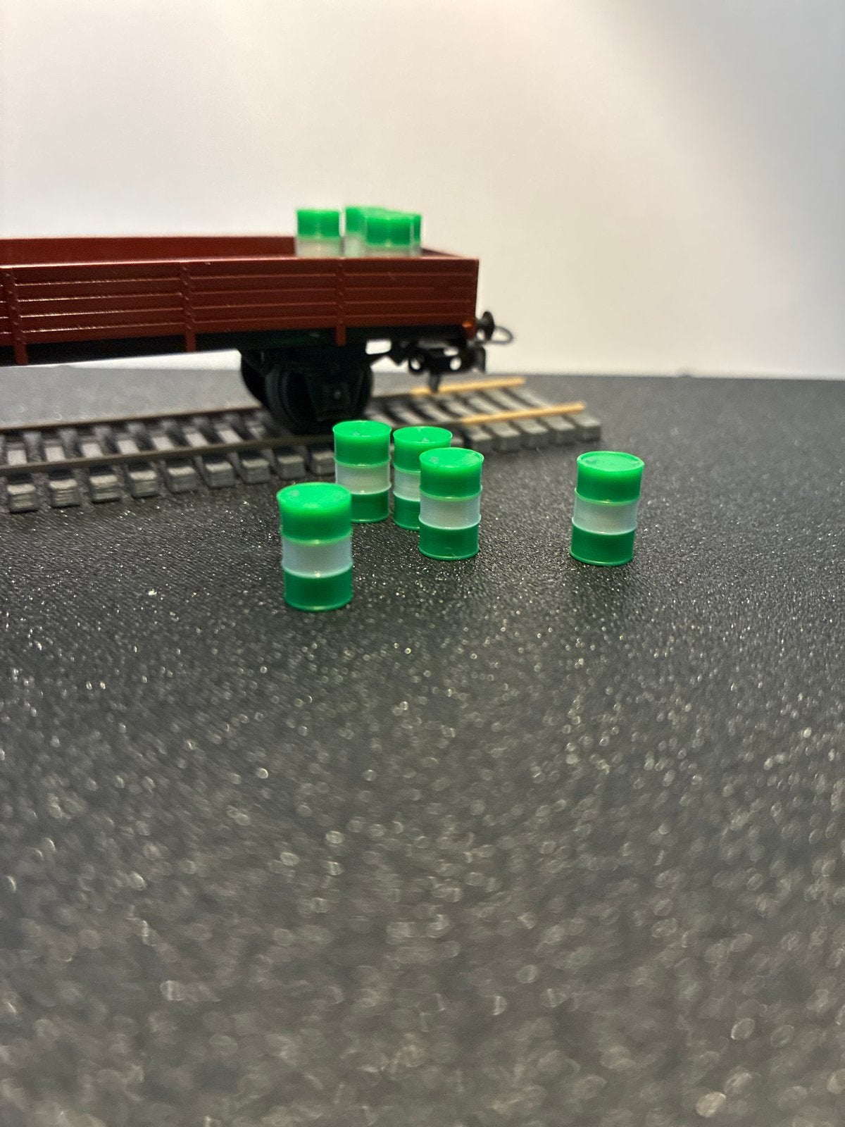 H0 Scenery: 10 Olievaten van 200 Liter voor Modelspoorbaan, Hobby en Vrije tijd, Ophalen of Verzenden, Nieuw, Overige typen