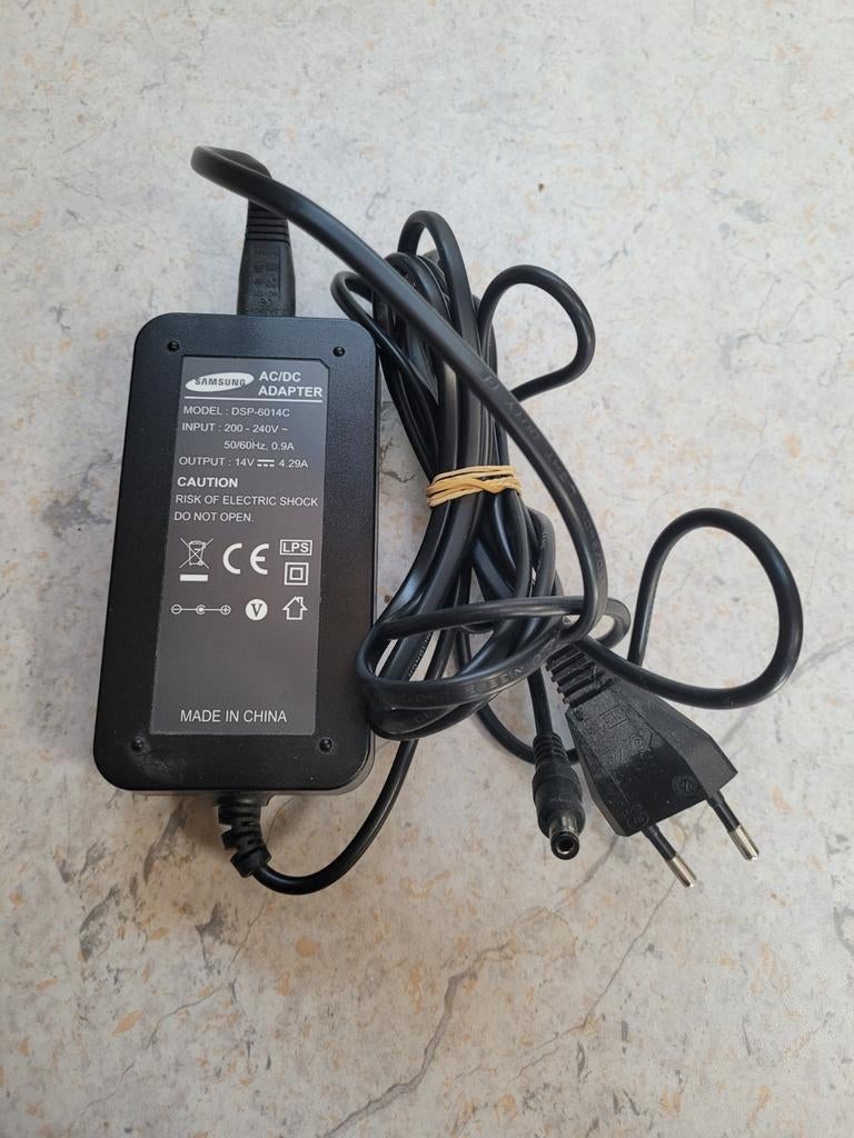 Samsung AC/DC Adapter DSP-6014C 14V 4.29A, Ophalen of Verzenden, Zo goed als nieuw