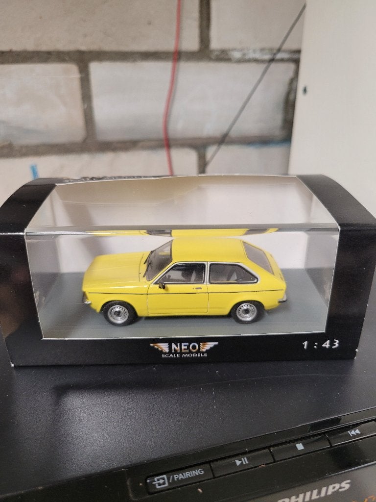NEO models 1:43 opel kadett c city, Hobby en Vrije tijd, Modelauto's | 1:43, Ophalen of Verzenden, Zo goed als nieuw, Auto, Overige merken